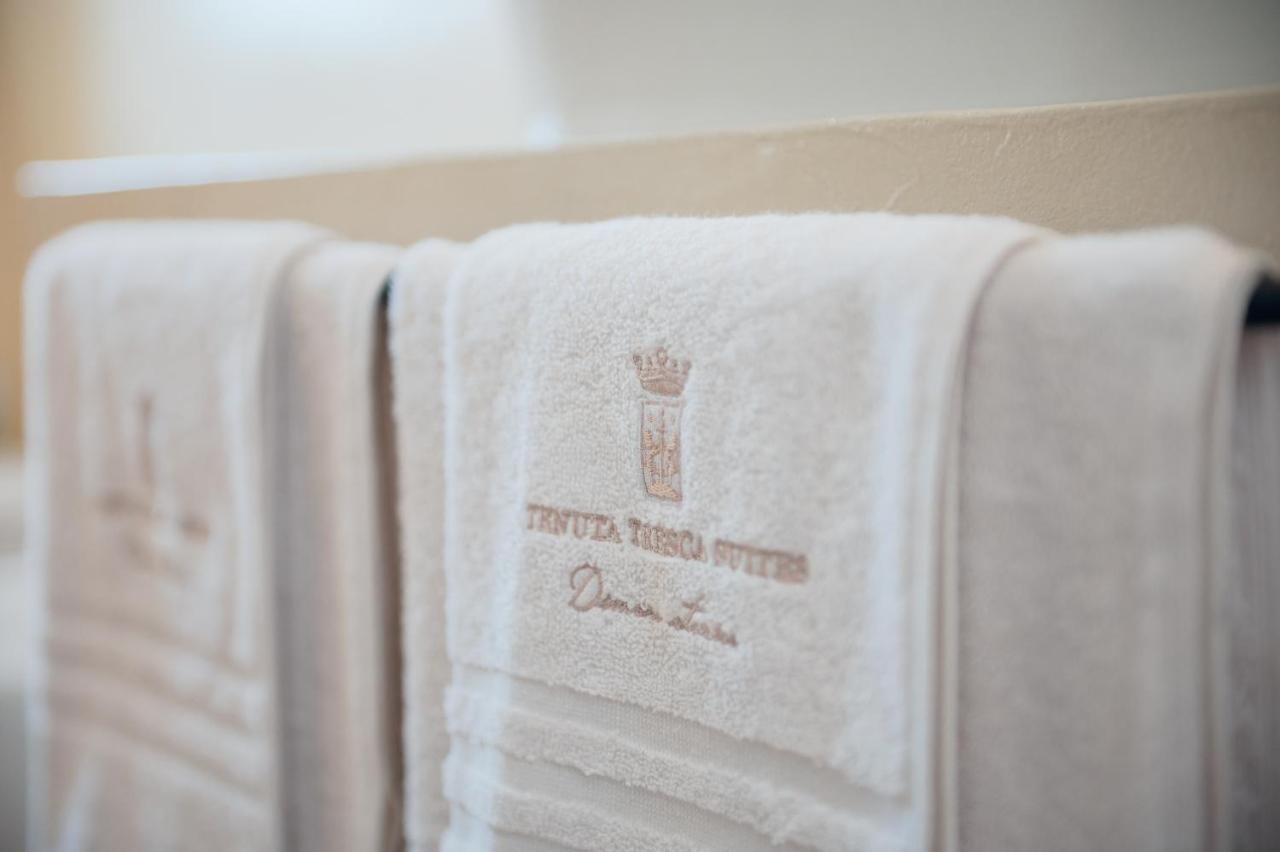 Tenuta Tresca Suites - Dimora Storica San Cassiano  Eksteriør billede